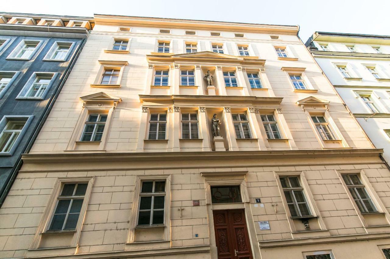 Attic Apartment By Wenceslas Square Praga Zewnętrze zdjęcie